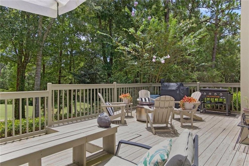Beautifully maintained and situated on Rock Creek Golf Course - photo 28