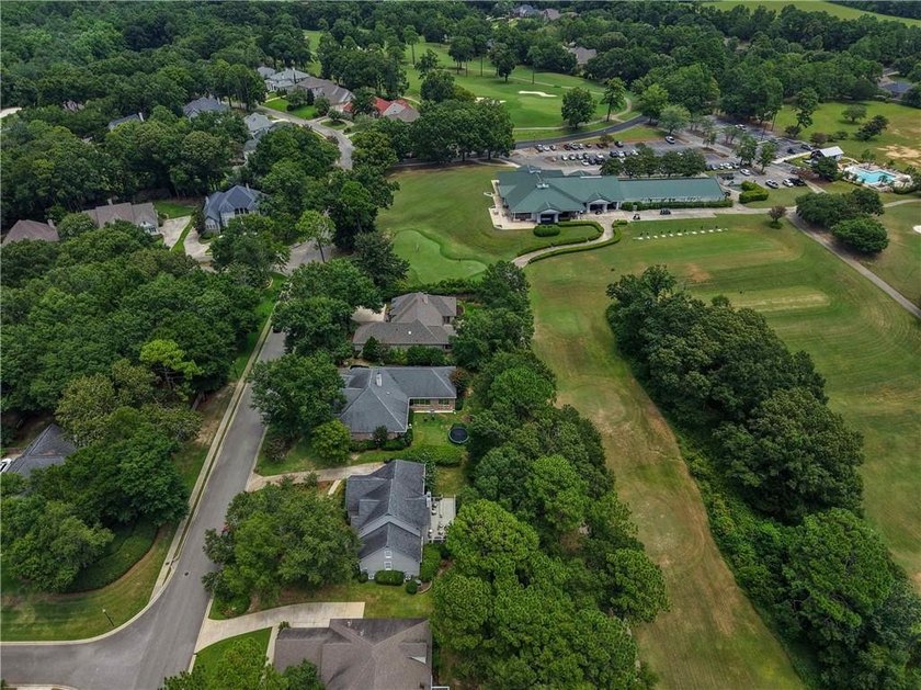 Beautifully maintained and situated on Rock Creek Golf Course - photo 31