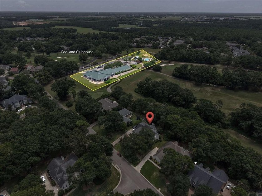Beautifully maintained and situated on Rock Creek Golf Course - photo 32