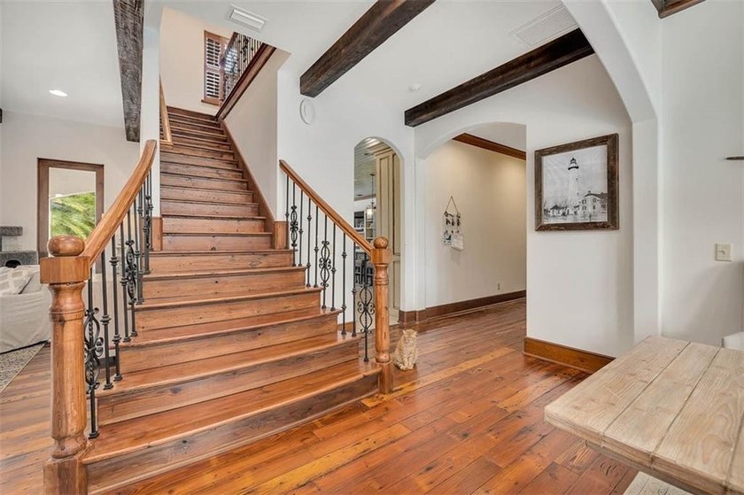 Come see this custom house located in the highly desirable Sea - photo 3