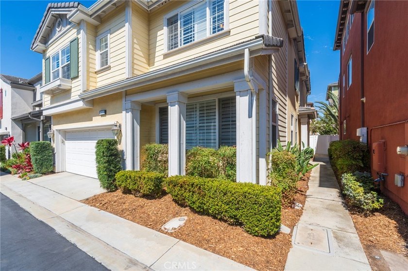 Welcome to Belmar, a desirable gated community in the heart of - photo 3