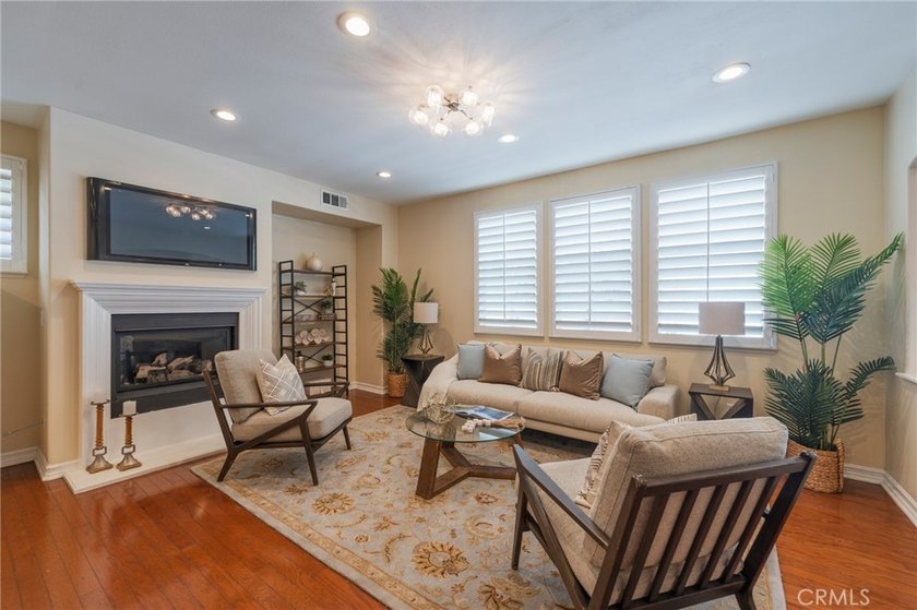 Welcome to Belmar, a desirable gated community in the heart of - photo 9