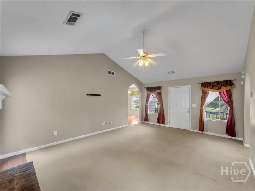 Offering the comfort of easy one-level living, this inviting - photo 7