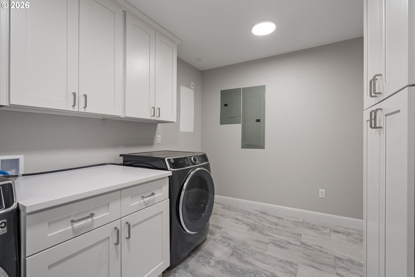 Set within the prestigious Rivercrest community, this - photo 33