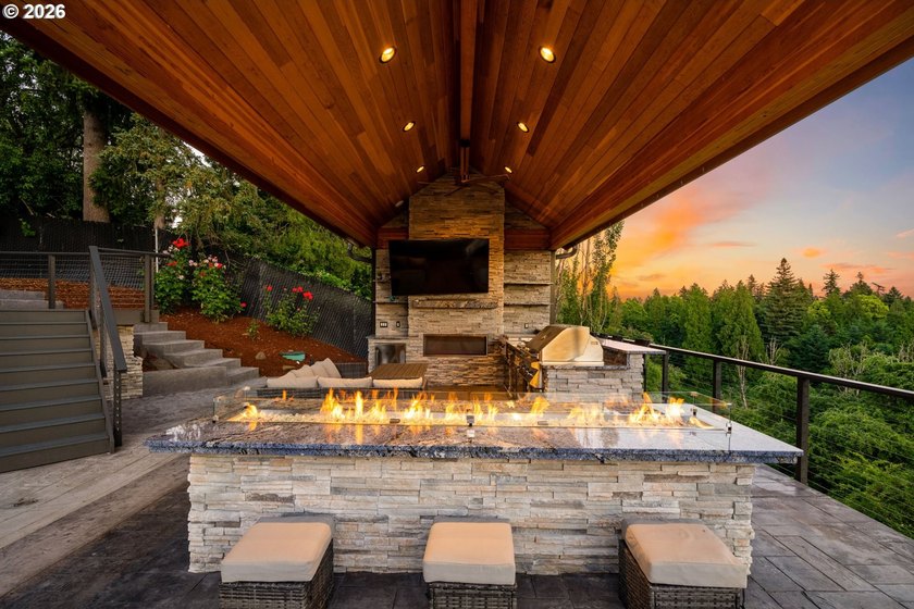 Set within the prestigious Rivercrest community, this - photo 44
