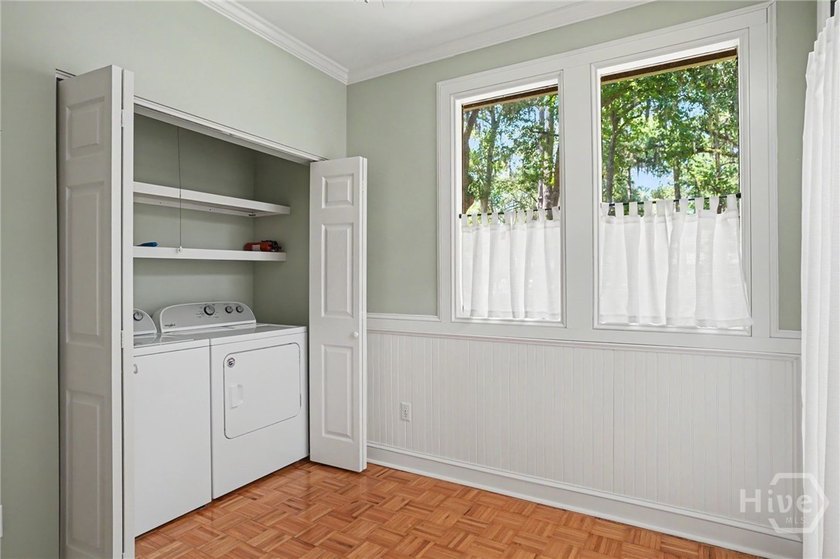 Lovely 3-bedroom, 3 bath, 1840 square feet condo/townhouse in - photo 7