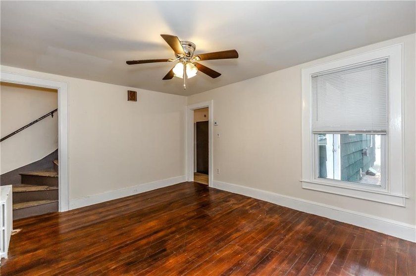 Opportunity knocks with this 2 bed *side by each* townhouse - photo 15