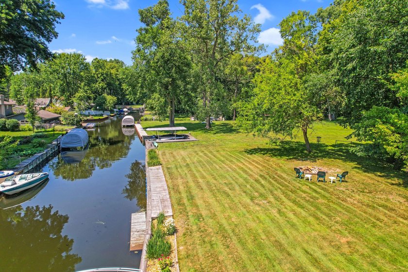 If you've been waiting for the right channel-front home on - photo 44