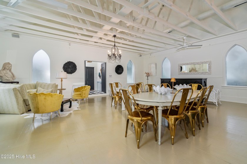 Wonderful Location and Wonderful Cottage! This beautifully - photo 18