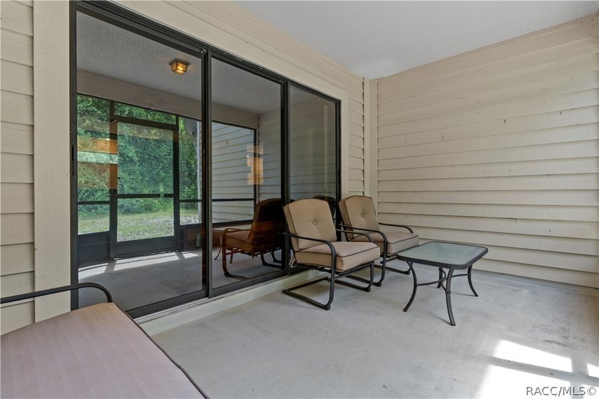Spacious pool home on an oversized 0.55-acre corner lot in - photo 23