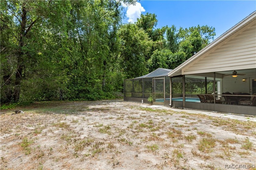 Spacious pool home on an oversized 0.55-acre corner lot in - photo 49