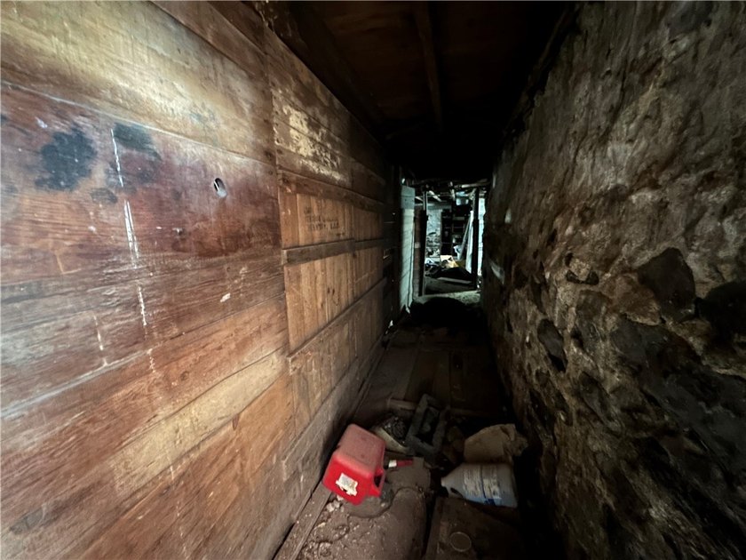 Some properties ask you to imagine the potential. This one hands - photo 14