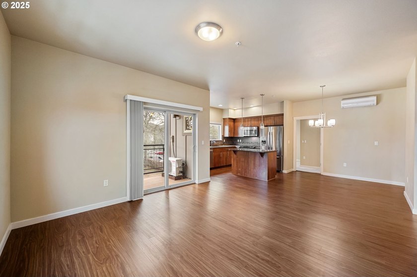 Open House Saturday July 11th - 12p-2p. Priced to SELL! Spacious - photo 11