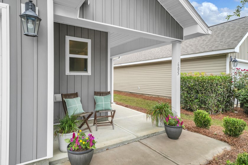Welcome to 605 Earl Godwin Road in the sought-after Crescent - photo 12