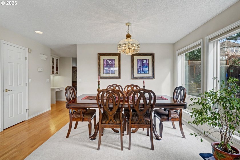 Welcome to this spacious and inviting 4 bed/ 2.5 bath home - photo 12