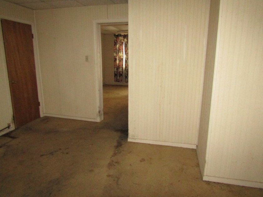 Great opportunity in East Allegheny!! Perfect investment - photo 12