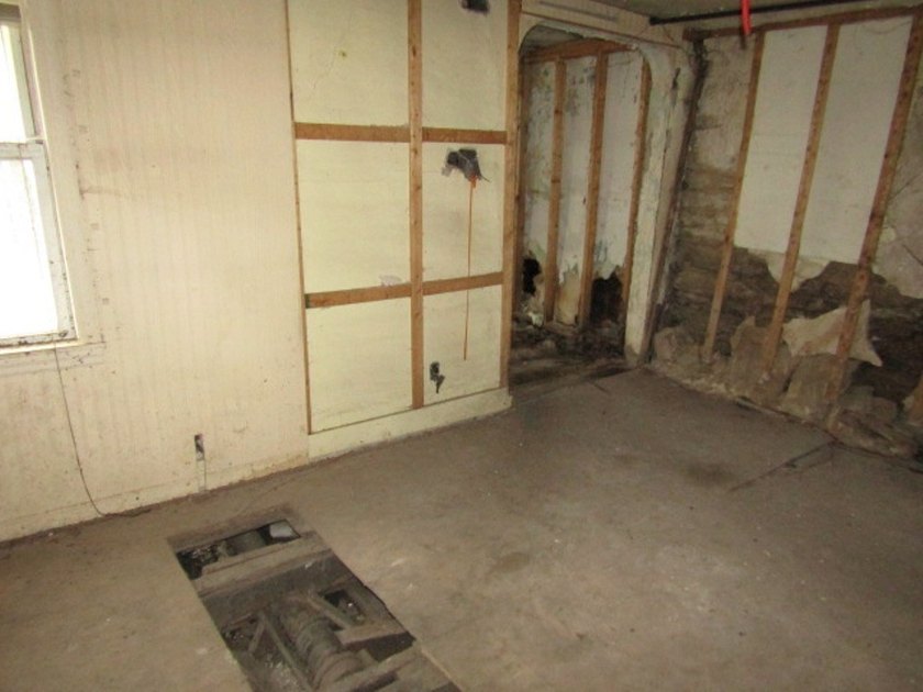 Great opportunity in East Allegheny!! Perfect investment - photo 18