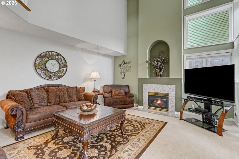 Welcome to this spacious and inviting 4 bed/ 2.5 bath home - photo 21