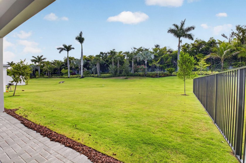 Brand new, never lived in residence in the Lotus Edge community! - photo 31
