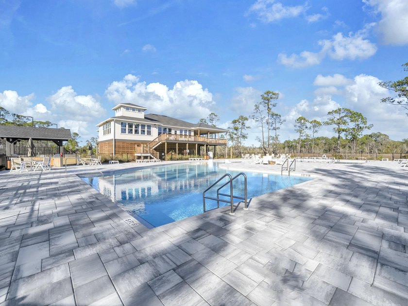 Welcome to 605 Earl Godwin Road in the sought-after Crescent - photo 41