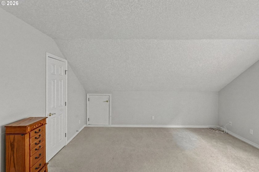 Welcome to this spacious and inviting 4 bed/ 2.5 bath home - photo 42