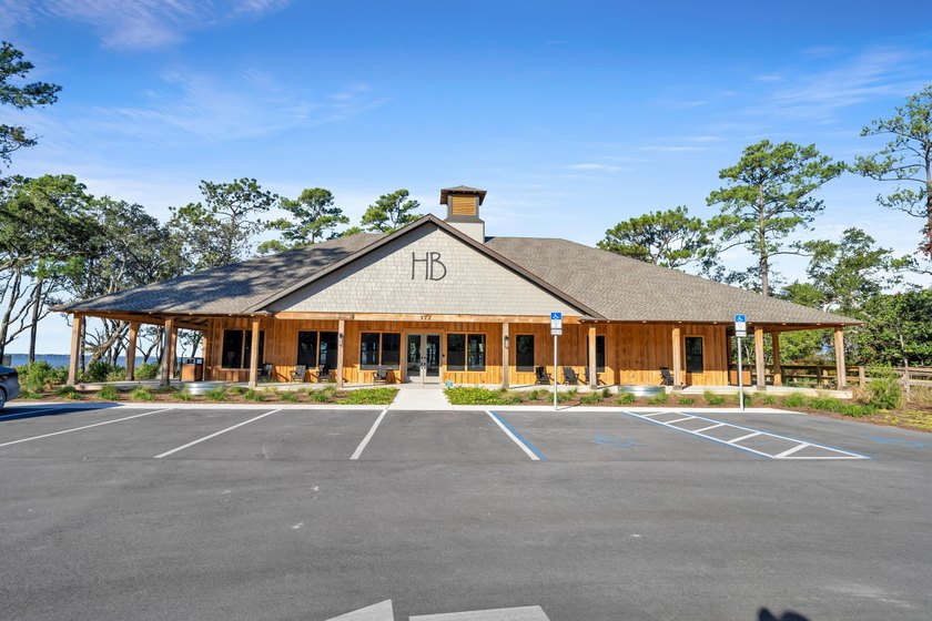 Welcome to 605 Earl Godwin Road in the sought-after Crescent - photo 46