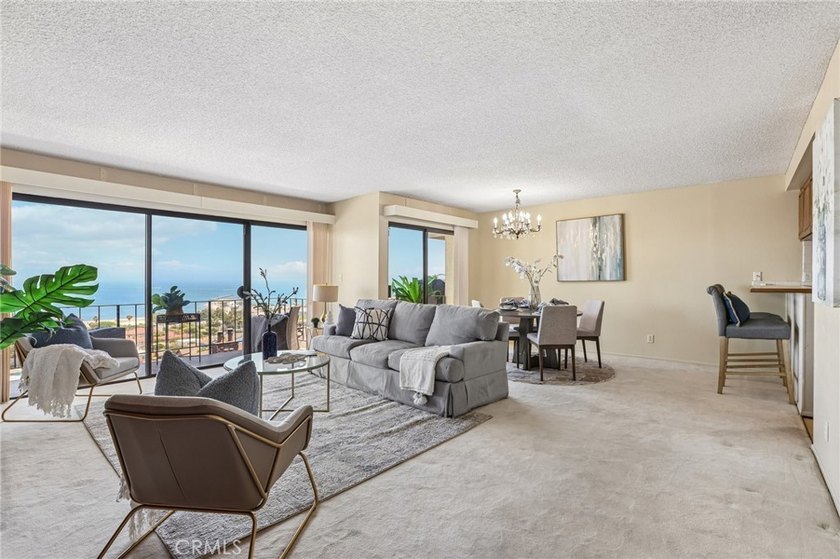 Wake up to sweeping ocean views and end your evenings with - photo 4