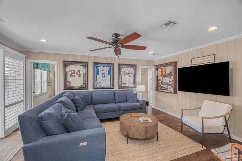 Welcome to this beautifully renovated **3-bedroom, 2.5-bath** - photo 22