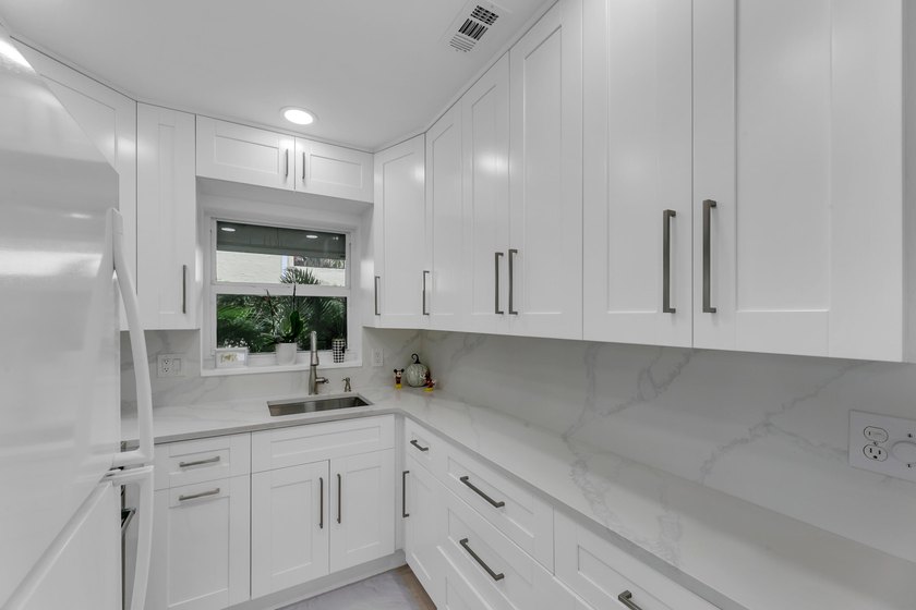 960 Crystal Lake Dr 115 - photo 5