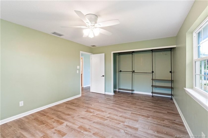 Don't miss this well-located 2-bedroom, 2-bathroom home just - photo 16