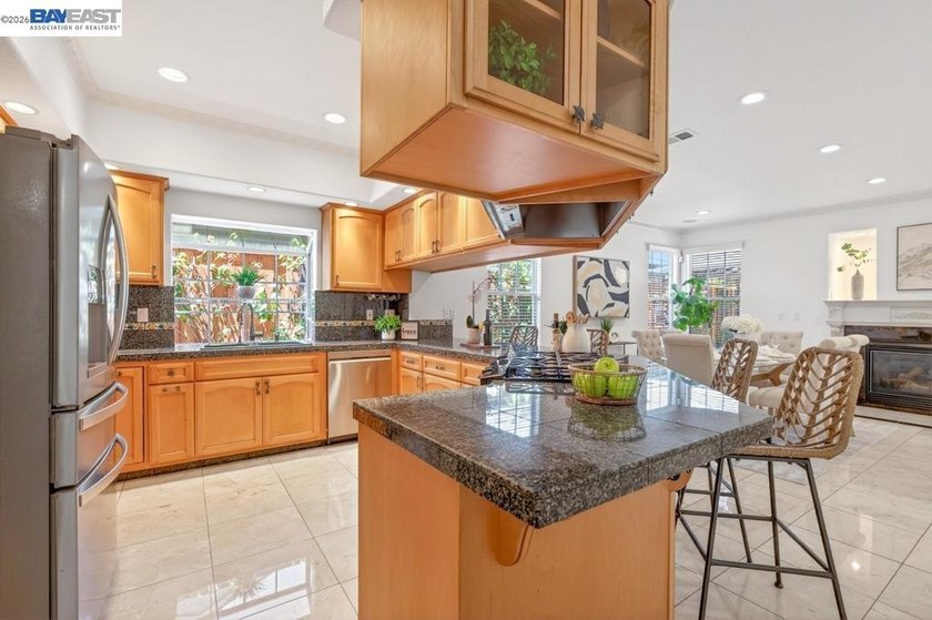 A rare opportunity in Parkmont awaits! A Mediterranean Oasis - photo 22