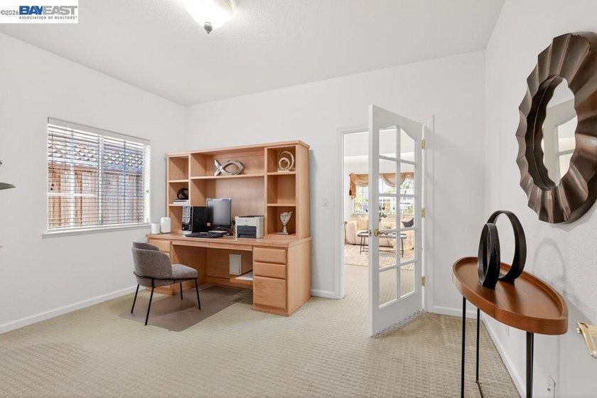 A rare opportunity in Parkmont awaits! A Mediterranean Oasis - photo 29