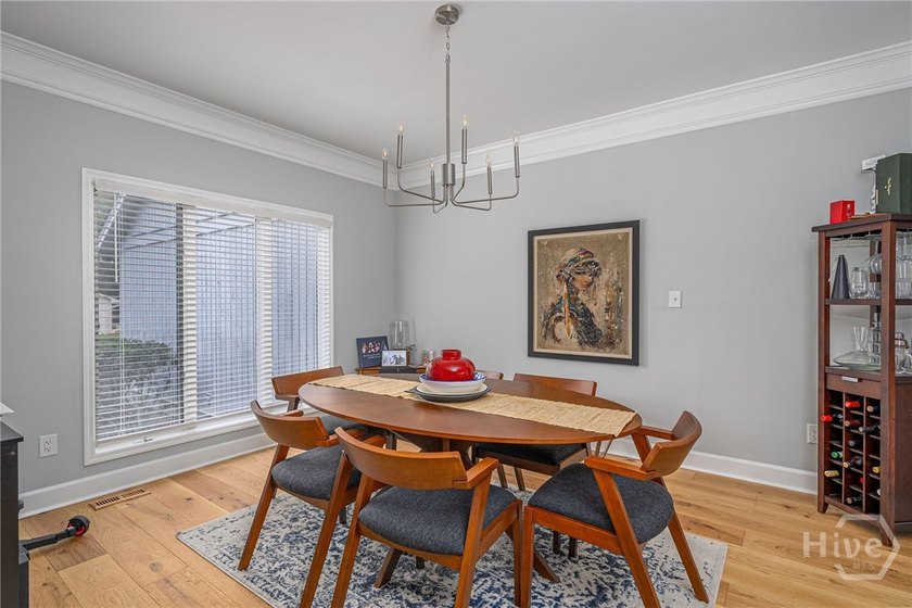Don't miss this lovely 3-bedroom, 3.5-bath home, boasting modern - photo 4