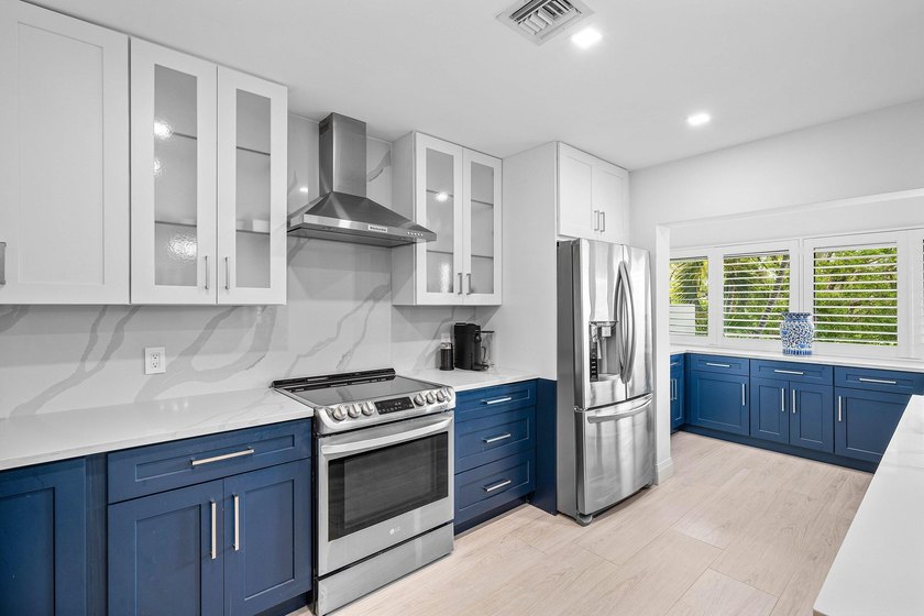 Enjoy tranquil lake views from this beautifully renovated &amp; - photo 15