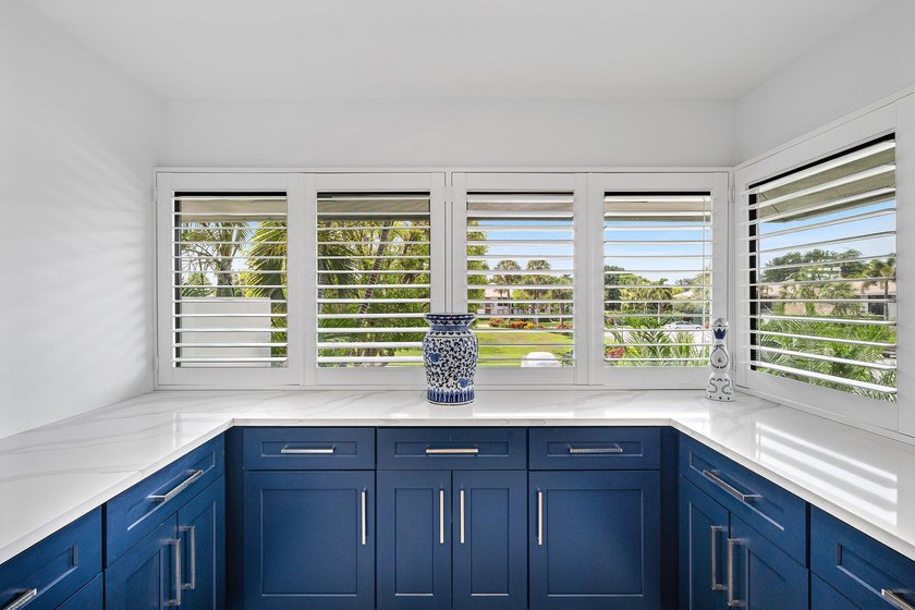 Enjoy tranquil lake views from this beautifully renovated &amp; - photo 17