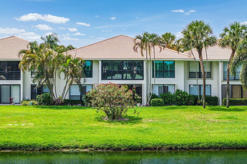 Enjoy tranquil lake views from this beautifully renovated &amp; - photo 36