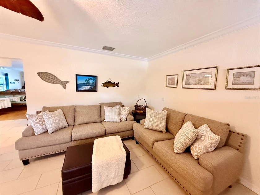Seller is offering buyers a temporary interest rate buy down - photo 7