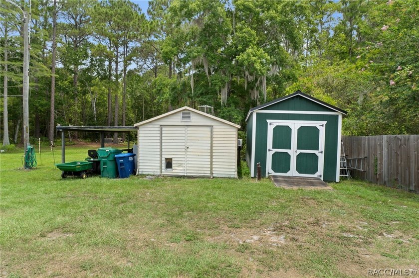 Backing directly to the Chassahowitzka National Wildlife Refuge - photo 39