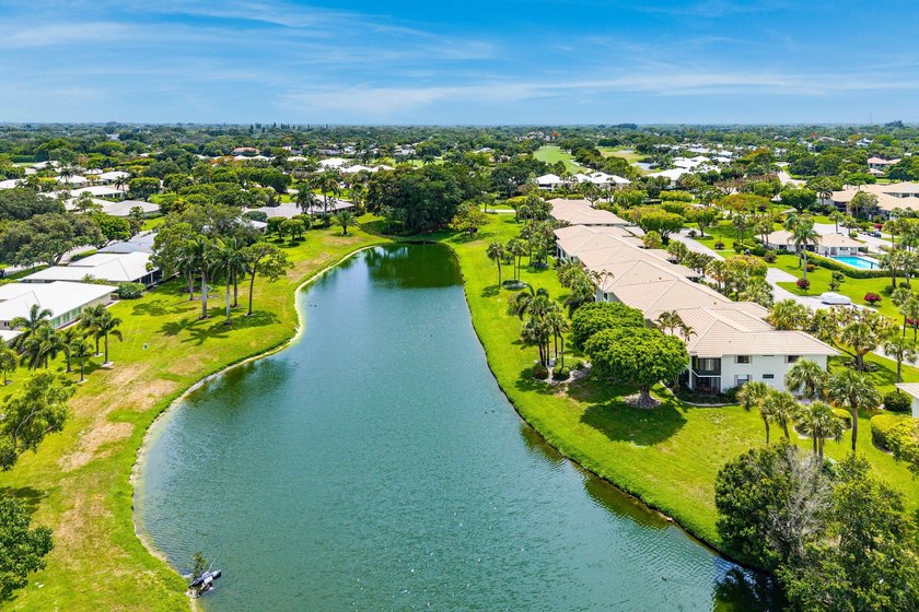 Enjoy tranquil lake views from this beautifully renovated &amp; - photo 40