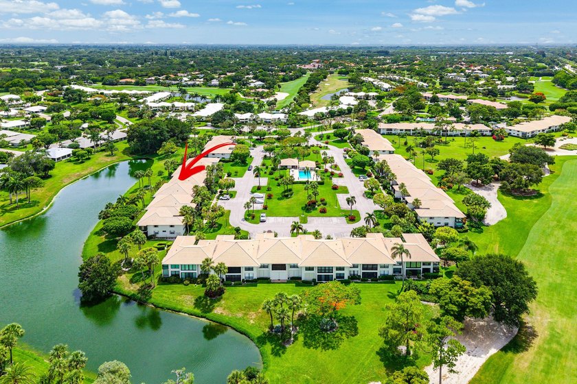 Enjoy tranquil lake views from this beautifully renovated &amp; - photo 41