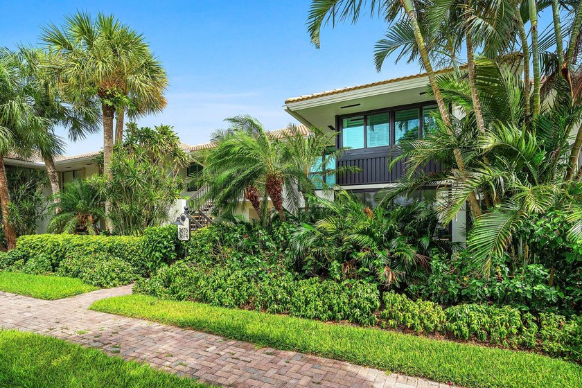 Enjoy tranquil lake views from this beautifully renovated &amp; - photo 45