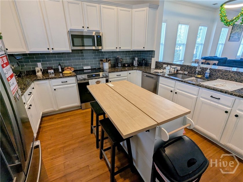 Townhome for Sale in the Streetcar Historic District. This - photo 7