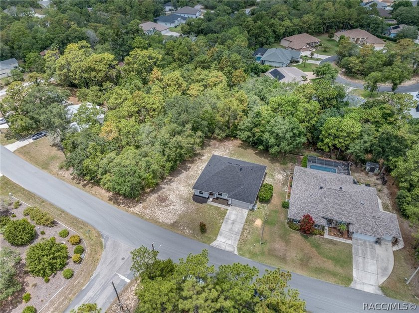 WOW HURRY AND GET THIS 4/2/2 CAR GARAGE HOME SUGARMILL WOODS!! - photo 21