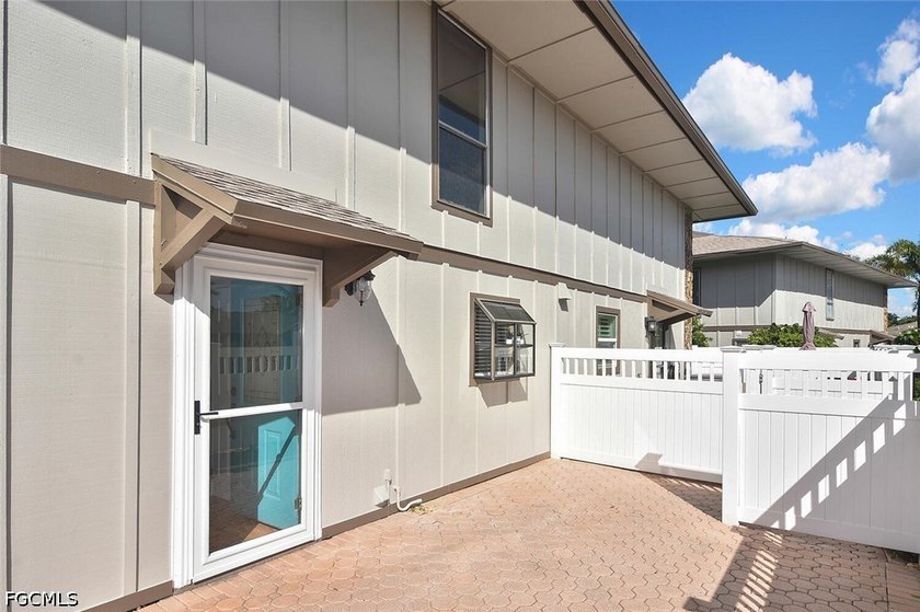 Welcome to 4295 Island Circle, Unit 2-your slice of Southwest - photo 2