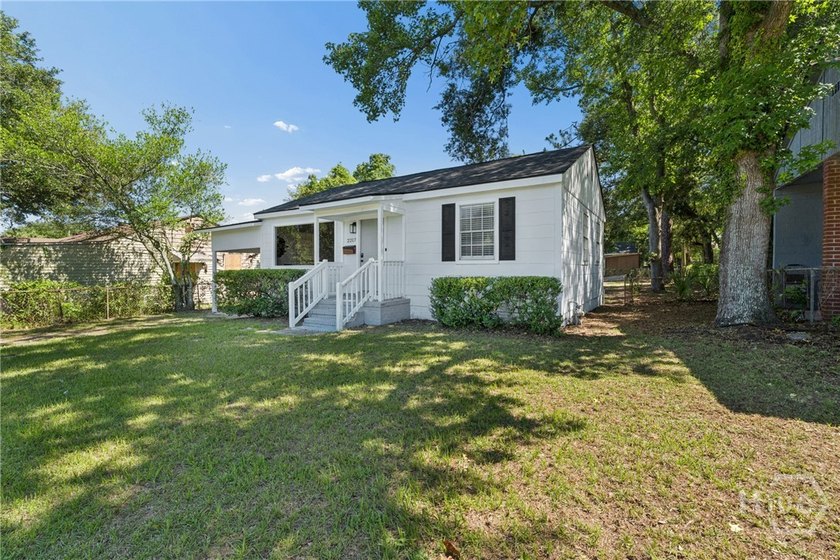 Welcome to 2217 Beech Street, a beautifully renovated 2-bedroom - photo 5