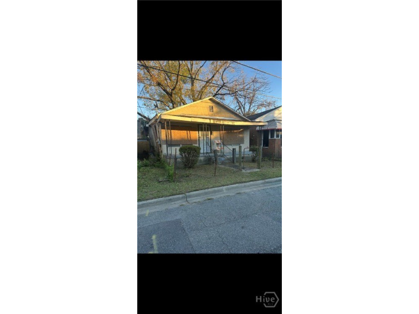 Investor opportunity in the West Savannah community. Directly - photo 4