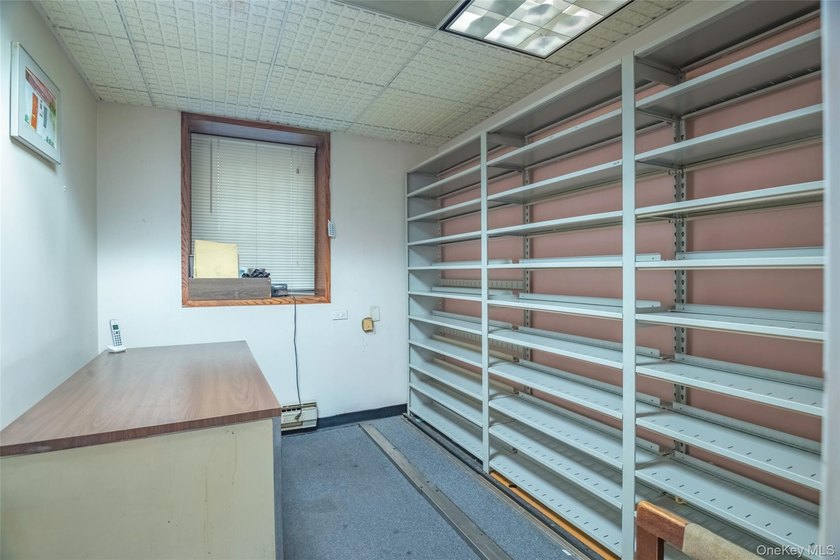 The ideal location for your business to thrive! Situated in one - photo 11