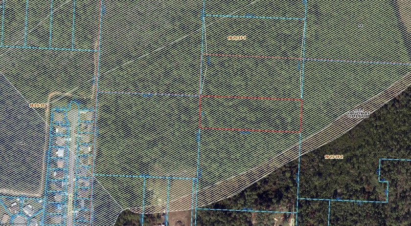 ***Motivated Seller****** 3.1863 acres County zoning LDR - photo 9