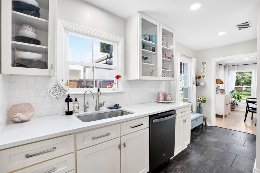 Gracefully blending classic Lakewood charm with refined modern - photo 16