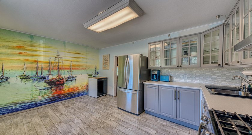 This lake-view property is located in the heart of Bayfield - photo 17